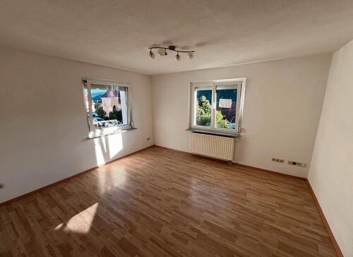 Foto - Gepflegte neu renovierte 3-Zimmer-Wohnung in A.-Tailfingen