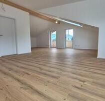 Erstbezug: Lichtdurchflutetes traumhaftes Penthouse, Bergblick - Oberaudorf