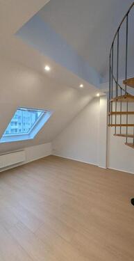 Foto - Zentrale 1-Zimmerwohnung mit Galerie + kleiner Dachterrasse