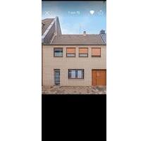 Haus in Düsseldorf-Urdenbach - 619.000,00&nbsp;EUR Kaufpreis, ca.&nbsp; 140,00&nbsp;m&sup2; in Düsseldorf (PLZ: 40593) Stadtbezirk 9