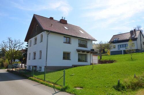 Foto - Zweifamilienhaus Bad Köstritz, 190 qm, 1250 qm, voll ausgestattet