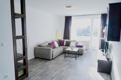 Foto - Voll möblierte 3-Zimmer-Wohnung mit zwei Balkonen