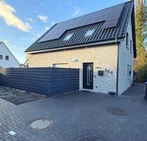 Moderne 3-ZKB im EG mit eigenem Garten & Stellplatz - Oldenburg Kreyenbrück