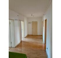 Helle, großzügige 4-Zimmer Wohnung im Zentrum von Gießen - Frankfurt am Main Bornheim