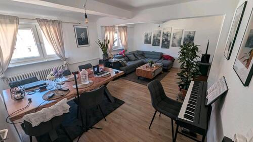 Foto - ​Helle zentrale 3-Zi.-DG-Wohnung (80 qm)