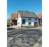 Familienhaus mit Scheune und Garten in 36320 Kirtorf Alsfeld 11km