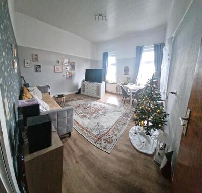 Foto - 2 Zimmer KDB - 220,00 EUR Kaltmiete, ca.  53,00 m²