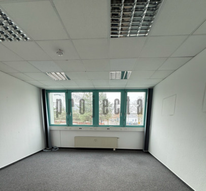 Foto - 170 qm + 250 qm BüroServiceLabor nahe Flughafen ++ ebenerdig