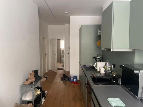 Foto - Spacious room with balcony in newly renovated modern shared flat