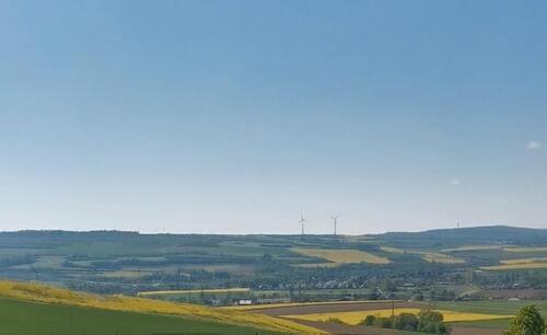 Foto - Haus zur Miete - 2.100,00&nbsp;EUR Kaltmiete, ca.&nbsp; 197,00&nbsp;m&sup2;