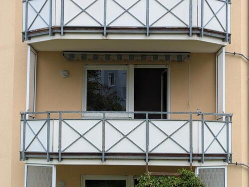 Foto - Ruhig+zentrumsnah, Balkon, Fahrstuhl, neue Einbauküche, renoviert