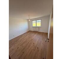 3 Zimmer Wohnung 75qm im 1. OG mit Balkon - Brigachtal