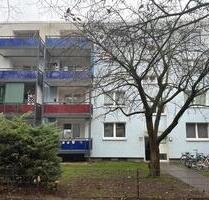Auf gute Nachbarschaft: günstige 4-Zimmer-Wohnung - Bremen Neustadt