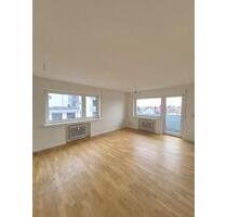 Lichtdurchflutete 4-Zimmer-Wohnung mit Penthouse-Charakter - Friedrichshafen