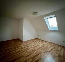Dachgeschoss Wohnung - 500,00 EUR Kaltmiete, in Hage (PLZ: 26524)
