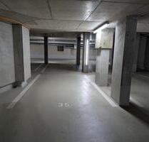 Stellplatz in der Tiefgarage __Berlin Mitte U2 Spittlemarkt