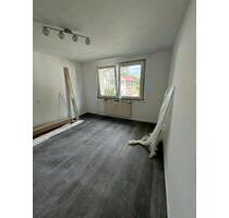 Helle sanierte 2-Zimmer-Wohnung mit Balkon in Dortmund Brackel