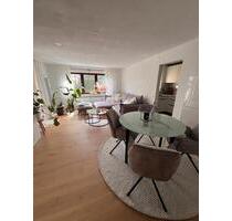 Moderne 2,5-ZKB mit Balkon, Gartenmitbenutzung & Stellplatz - Göppingen