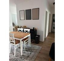 Schöne, helle und neu renovierte Wohnung im 3-Obergeschoß - Leopoldshöhe