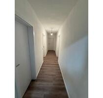 3 Zimmer EG Wohnung mit Terrasse+eigenen Garten in Luhe-Wildenau