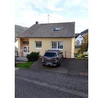 Boppard-Bad Salzig - 3 Familienhaus mit 2 Stellplätzen - - Emmelshausen