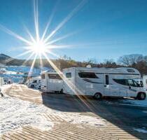 BIETE Wohnmobil Wohnwagen Stellplatz Winterlager Winterplatz - Harpstedt
