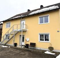 Gepflegte 3-Zimmer-Wohnung mit Balkon und Garage - Sünching