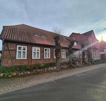 gemütliche 3-Zimmer DG-Wohnung im Herzen Neuhaus - Amt Neuhaus