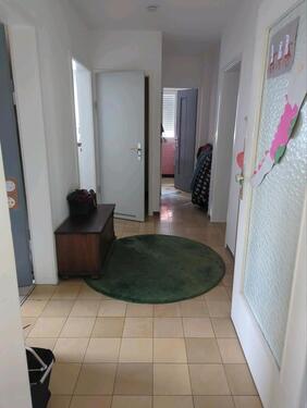 Foto - 3-Zimmer Wohnung mit Balkon - 1.150,00&nbsp;EUR Kaltmiete, ca.&nbsp; 70,00&nbsp;m&sup2;