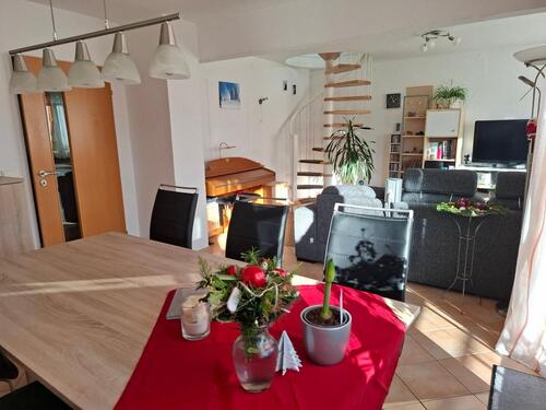 Foto - 4 Zimmer Etagenwohnung zum Kaufen in Neuhausen auf den Fildern