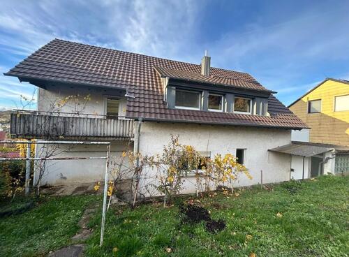 Foto - Wohnhaus zu vermieten - 1.500,00&nbsp;EUR Kaltmiete, ca.&nbsp; 160,00&nbsp;m&sup2;