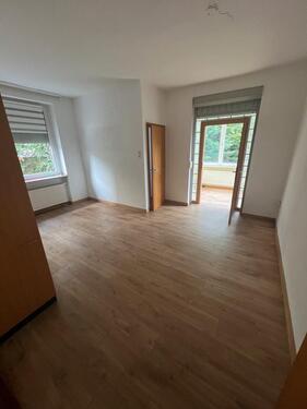 Foto - Helle 3-Zimmer-Wohnung mit Balkon & Wintergarten in zentraler Lag