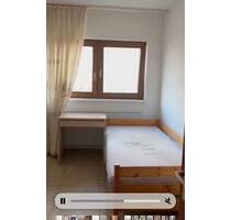 WG Wohnung - 630,00&nbsp;EUR Kaltmiete, ca.&nbsp; 15,00&nbsp;m&sup2; in Berlin (PLZ: 12207) Steglitz-Zehlendorf