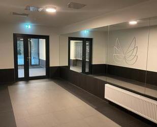 Platz für die gesamte Familie? Gibt es bei uns, jetzt Termin vereinbaren. - Hamburg Alsterdorf