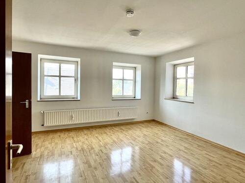 Foto - Großzügige 2,5 Zimmer-Wohnung in Augsburg-Kriegshaber