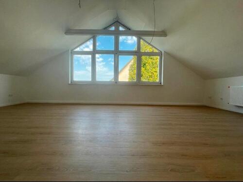 Foto - Wunderschöne, helle 3,5-Zimmer-DG-Wohnung mit Garten