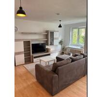 Charmante Singlewohnung mit Terrasse und Einbauküche in Leonberg