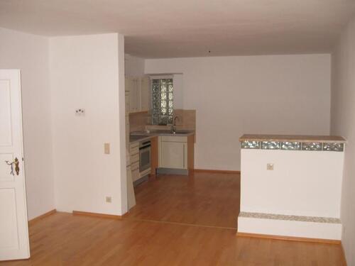 Foto - 2 Zimmer Wohnung zu vermieten - 890,00 EUR Kaltmiete,