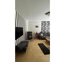 3 Zimmer Eigentumswohnung + Mansarde, Keller, Garage, Stellplatz - Hettstedt