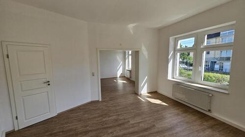 Foto - Neuwertige 2-Zi.-Wohnung mit Terrasse und Gartennutzung