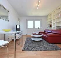 Moderne 2-Zi.-Wohnung, 5. OG mit Aufzug – Stuttgart-Mitte - großer Balkon