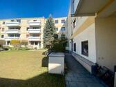 Foto - 5-Zimmer-Wohnung in Puchheim (1. OG) mit Balkon, EBK & top ÖPNV –