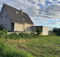Freistehendes, komplett saniertes Einfamilienhaus am Feldrand - Rheinberg