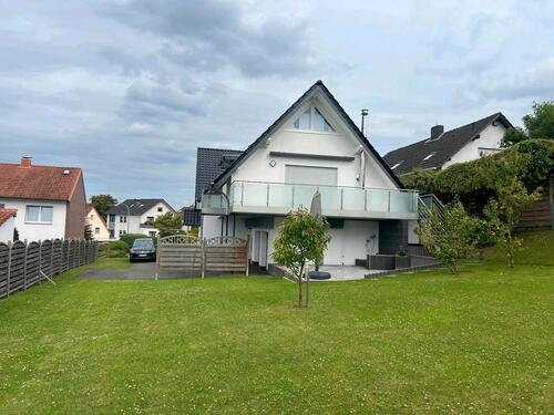 Foto - Großzügige 5-Zimmer-Wohnung in Ruhiger Lage