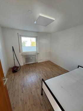 Foto - Hochparterre in Ilsfeld zur Miete