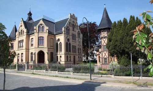 Foto - Repräsentative Praxisräume mit neuem Fahrstuhl !!!