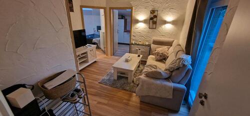 Foto - ZU VERMIETEN WOHNUNG 1. Mai 2 ZKB TERRASSE