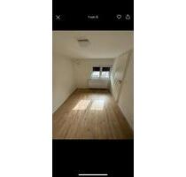 Schöne 1-Zimmerwohnung in Augsburg – 650 € warm inkl. WLAN