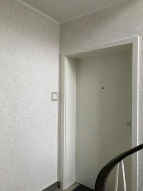 Foto - 64 m²-Wohnung, 3 ZKBB im ruhigen Mehrfamilienhaus