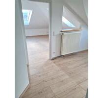 Helle 2-Zimmer-Wohnung (41 qm) mit TG-Stellplatz - Rheinböllen